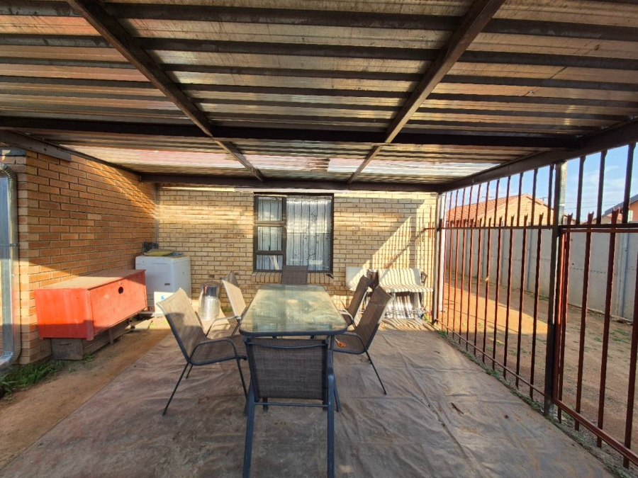 3 Bedroom Property for Sale in Grasslands Free State